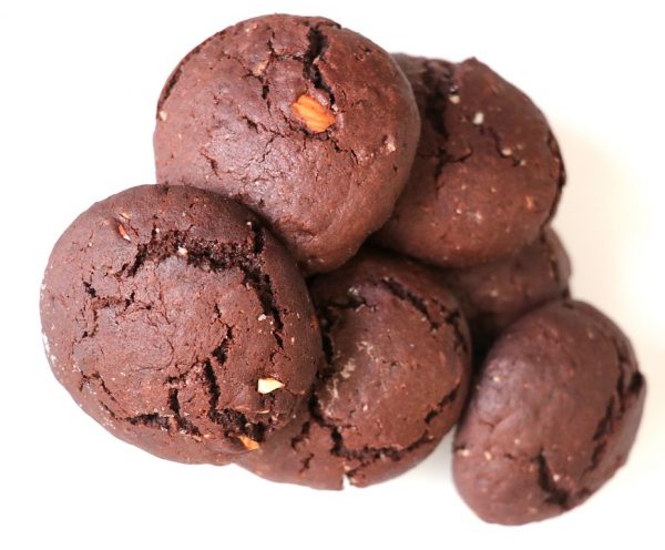 Keto / Low Carb Chocolate and Hazelnut Cookies