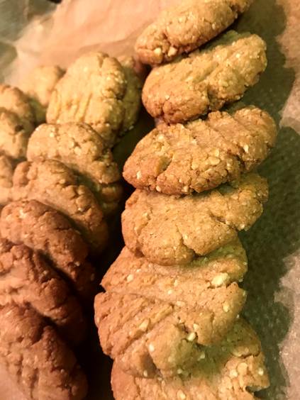 Keto/Low Carb Peanut Butter Cookies